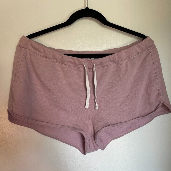L Old Navy Pink Shorts - Picture 1 of 6
